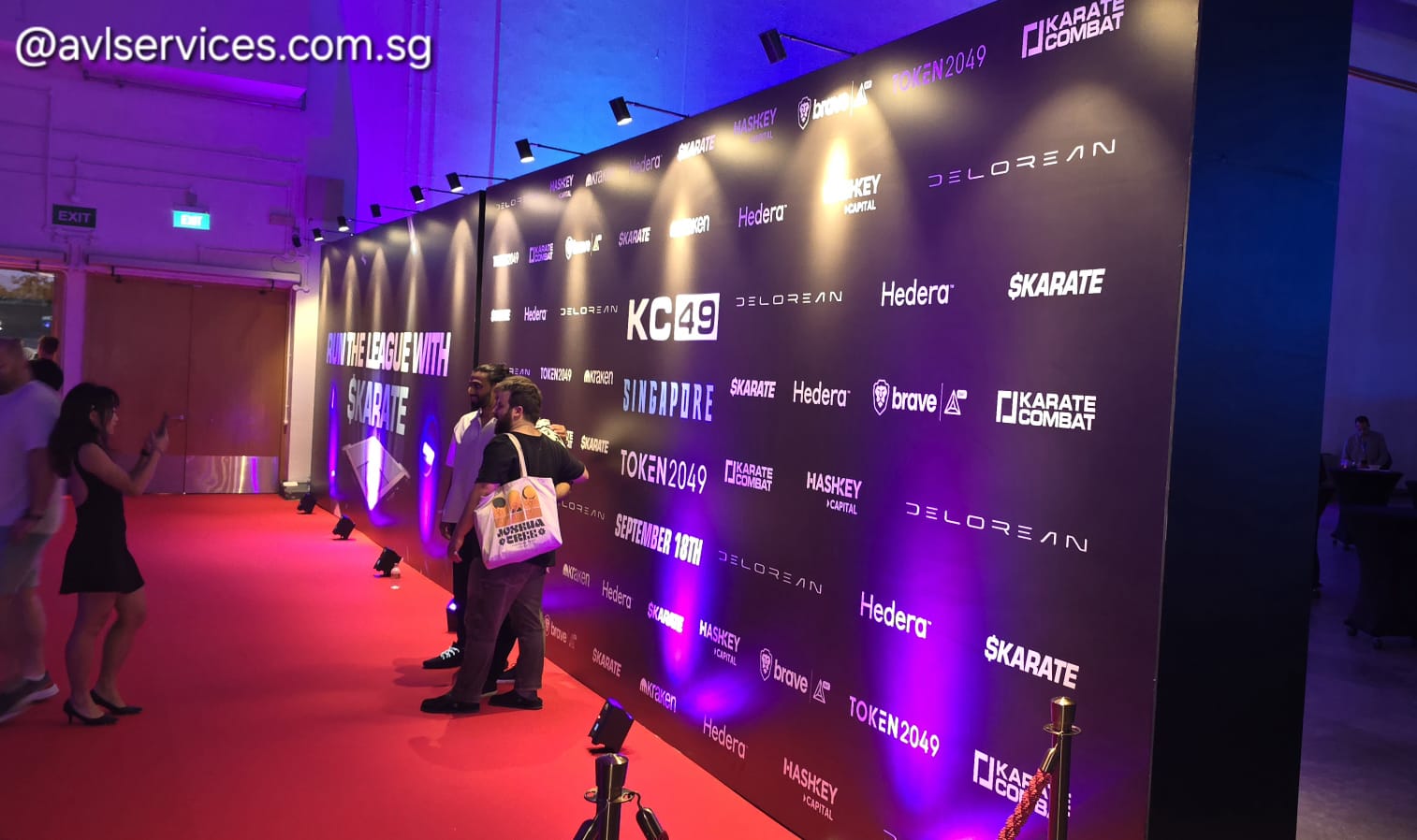 Live event production with professional audio visual equipment and stage lighting